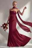 Robe longue de bal de bal satin satin sirène sans bretelles bordeaux avec serpentin