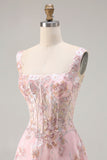 Corset rose à sequins Une robe longue de bal florale avec broderie