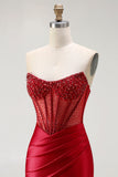 Corset sirène bustier rouge, robe longue de bal en satin froncé perlée avec fente