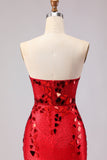 Robe de soirée de promo sirène rouge perlé sans bretelles avec fente latérale et miroir