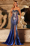Robe de bal de bal bleu royal sans bretelles perlée avec fente latérale et miroir