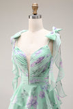 Bleu Rose Fleur Une robe de bal longue en chiffon à volants avec fente