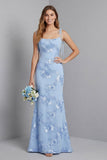Robe Maxi sirène bleu clair à bretelles fines avec broderie florale