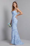 Robe Maxi sirène bleu clair à bretelles fines avec broderie florale
