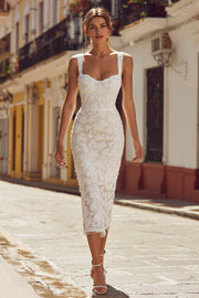 Robe de mariée midi appliquée en dentelle gaine ivoire