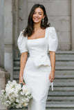 Robe de mariée midi fourreau à col carré blanc