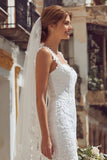 Robe de mariée midi ivoire bustier dentelle à bretelles spaghetti