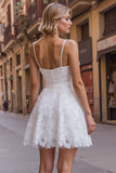 Robe de réception de mariage en dentelle à bretelles spaghetti blanches