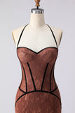 Robe longue de bal marron sirène en halter avec dentelle