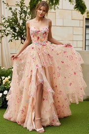 Fleur de champagne Corset à volants Une longue robe de bal avec fente