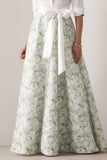 Robe pour mère de la mariée bleu roi trapèze manches longues brodée de fleurs avec foulard assorti