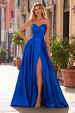 Robe de bal longue en satin plissé A-line bleu royal avec fente