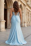Corset de bal long en satin en satin en satin avec une fente