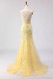 Robe de soirée longue jaune coupe sirène avec dentelle au dos et sequins