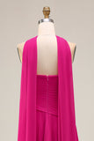 Fuchsia Sweetheart Une robe de bal longue plissée avec une ceinture