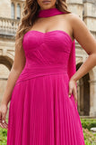 Robe de bal longue taille grande taille Fine-lin en fuchsia plissée A Sweetheart