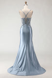 Robe de bal longue en satin appliquée à bretelles de sirène gris-bleu avec fente