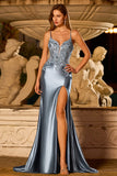 Robe de bal de bal en satin avec longues bretelles en satin appliquée en sirène gris-bleu avec fente