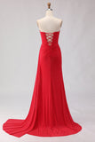 Robe de bal longue en satin perlée bustier sirène rouge avec fente