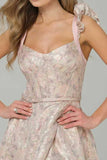 Corset rose à motifs floraux à motifs A avec une longue robe de bal avec fente