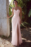 Robe de dîner de répétition sans bretelles blanches froncées