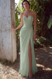 Robe de dîner de répétition sans bretelles blanches froncées