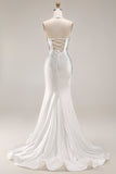 Robe longue de bal de promo en satin satin à piges blancs