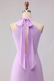 Robe longue de demoiselle d’honneur en ligne lilas découpée en chiffon A