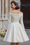 Robe de mariée blanche A Line à épaules décalées manches longues