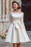 Robe de mariée blanche A Line à épaules décalées manches longues