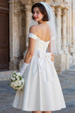 Corset blanc épaule dénudée Une robe de mariée Midi Line avec nœuds