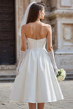 Robe de mariée midi blanche sans bretelles A Line avec nœud (sans gants)