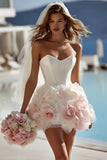Robe courte de mariée courte Sweetheart Bodycon en satin ivoire avec des fleurs 3D