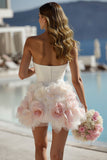 Robe courte de mariée courte Sweetheart Bodycon en satin ivoire avec des fleurs 3D