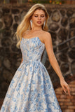 Robe longue de bal décapotable brocart Jacquard bleu clair décollée