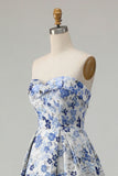 Robe de bal longue de promo à motif de fleurs bleues sans bretelles en ligne A