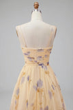 Robe longue de bal à motifs plissés à motifs A en ligne jaune avec volants