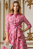 Fleur fuchsia Une ligne col chemise Robe longue mère de la mariée avec lien à la taille