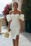 Robe de mariée courte épaule dégagée en ivoire avec fente