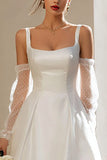 Ivoire à larges bretelles A Line Short robe de mariée avec manches
