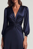 Robe formelle en satin marine à manches longues à manches longues froncées