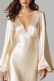 Robe longue de cérémonie longue à décolleté en satin à col en V champagne