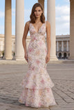 Robe longue à fleurs à col en V perlée en sirène rose avec volants