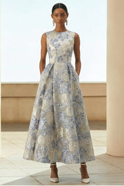 Robe longue bleu poussiéreux ligne A en jacquard fleuri avec poches