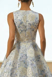 Robe longue bleu poussiéreux ligne A en jacquard fleuri avec poches