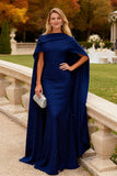 Longue robe formelle en sirène florale bleu marine avec cape