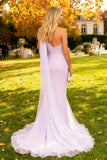 Robe formelle longue en forme de sirène violet clair avec cape latérale