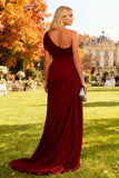 Robe formelle longue à fronçages sirène bourgogne avec une cape latérale