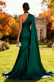 Écharpe à col vert foncé, une épaule sirène et robe longue de cérémonie