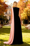 Robe formelle sirène noire à col bateau avec serpentin latéral